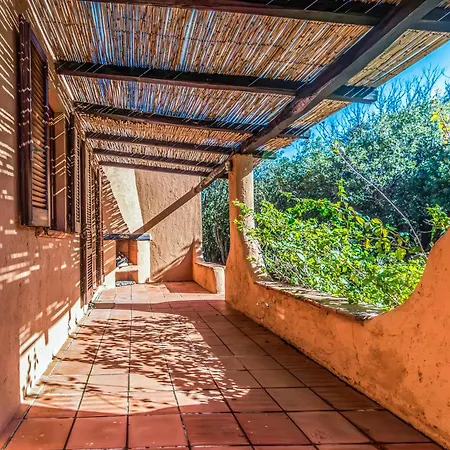 Lu Maggiu - Happy סנטה טרזה גאיורה